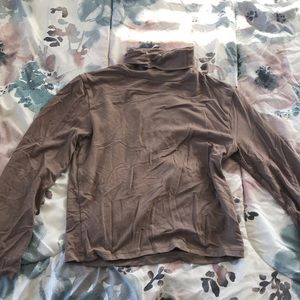 Turtle neck cropped top